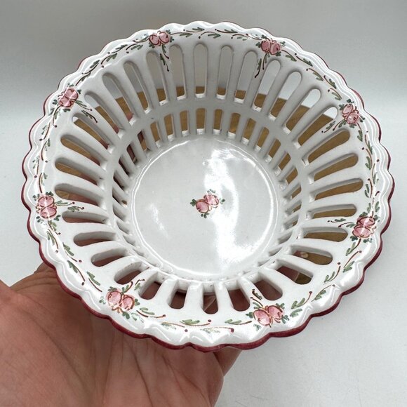 Italy Pottery Hand Painted 5.25” Reticulated Pierced Bow at Flowers - Picture 6 of 9